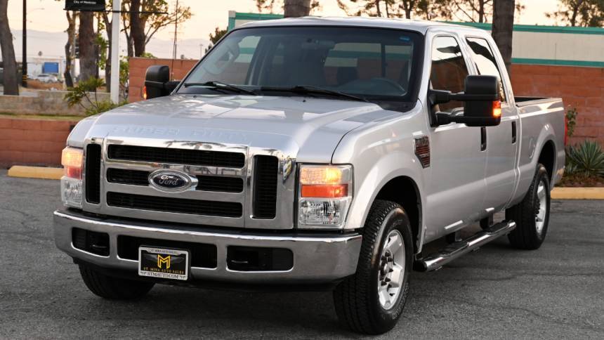 2010 Ford Super Duty F-250 XLT — Pickup Truck — 93,721 mi — Montclair, CA