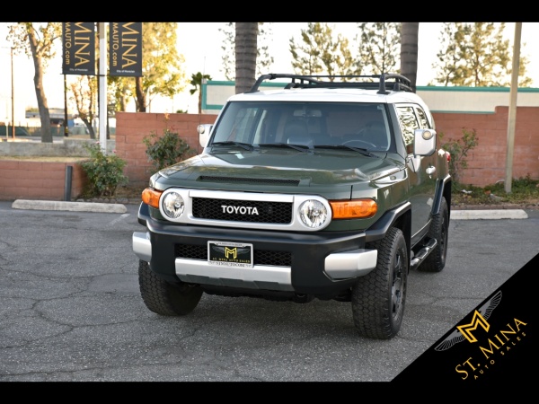2010 Toyota Fj Cruiser Reviews Ratings Prices Consumer Reports
