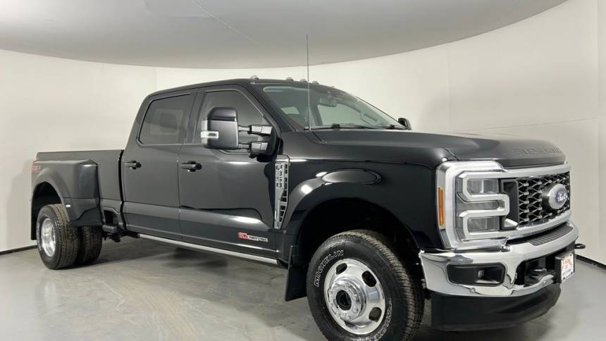 2023 Ford Super Duty F-350 LARIAT — Pickup Truck — 29,773 mi — Westampton, NJ