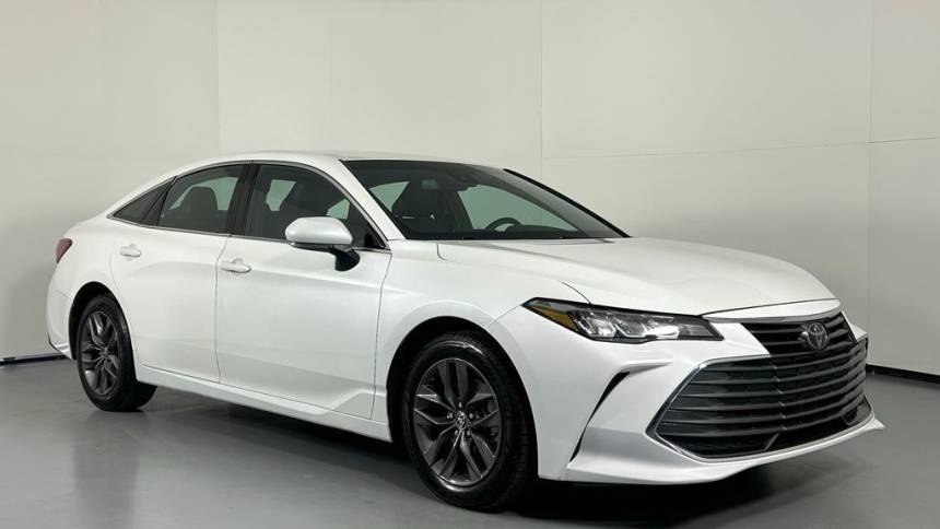 2022 Toyota Avalon XLE