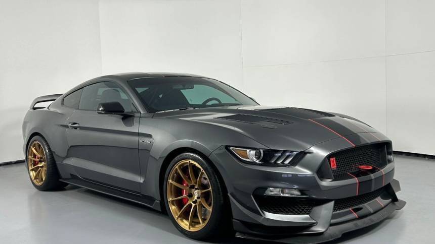 2019 Ford Mustang Shelby GT350R — Coupe — 14,213 mi — Westampton, NJ
