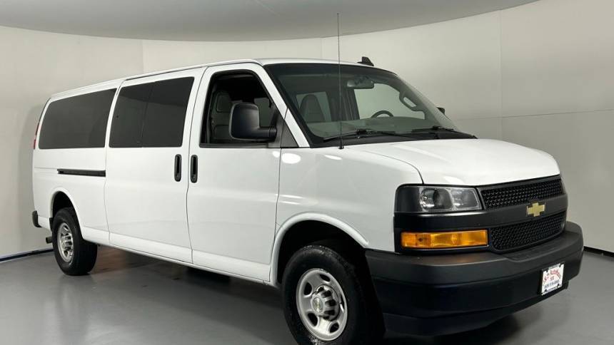 2022 Chevrolet Express Passenger LS — Passenger Van — 42,591 mi — Westampton, NJ