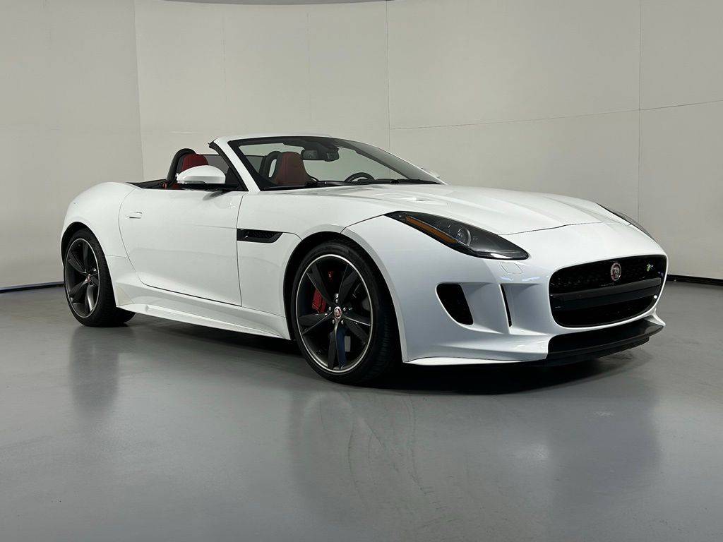 2016 Jaguar F-TYPE R