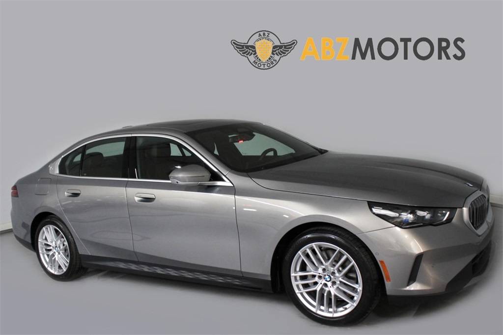2024 BMW 5 Series 530i — Sedan — 25,203 mi — Houston, TX