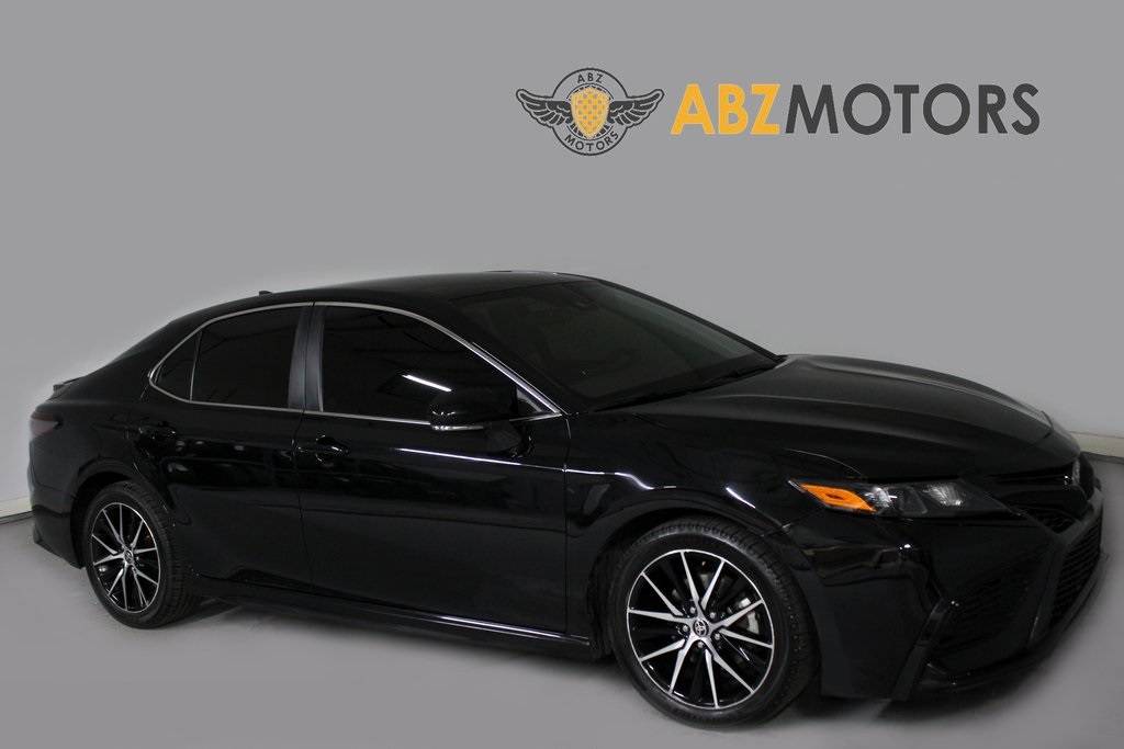2022 Toyota Camry SE — Sedan — 74,715 mi — Houston, TX