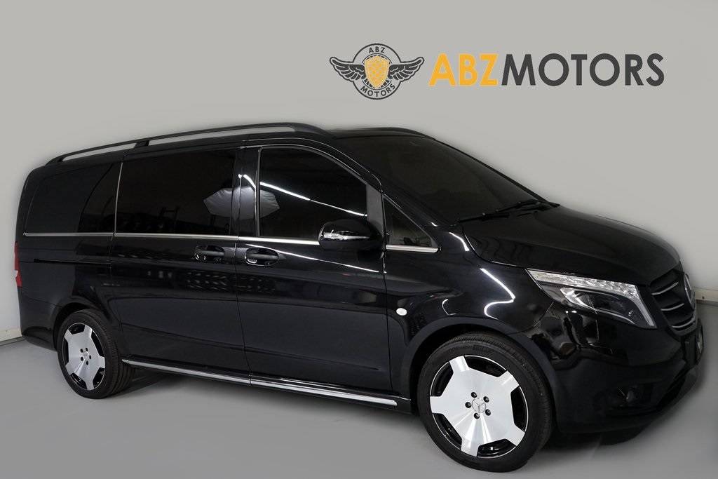2023 Mercedes-Benz Metris Passenger Van Standard — Passenger Van — 32,983 mi — Houston, TX