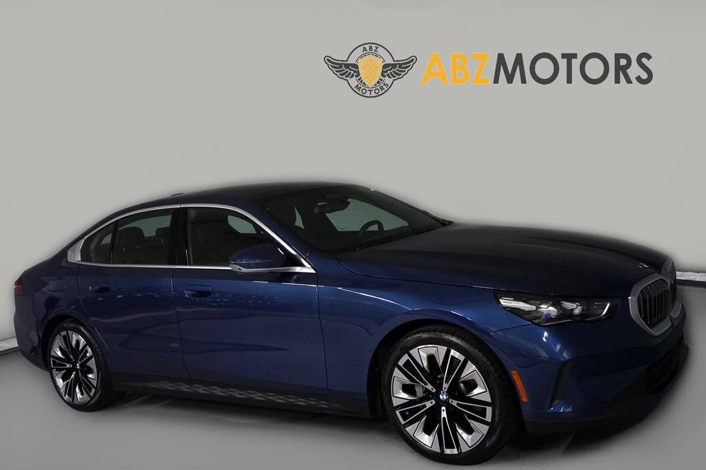 2025 BMW 5 Series 530i — Sedan — 13,285 mi — Houston, TX