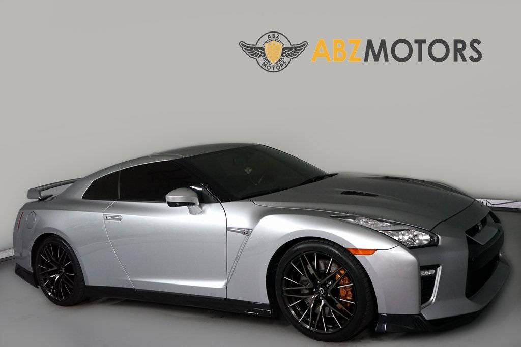 2023 Nissan GT-R Premium — Coupe — 17,099 mi — Houston, TX