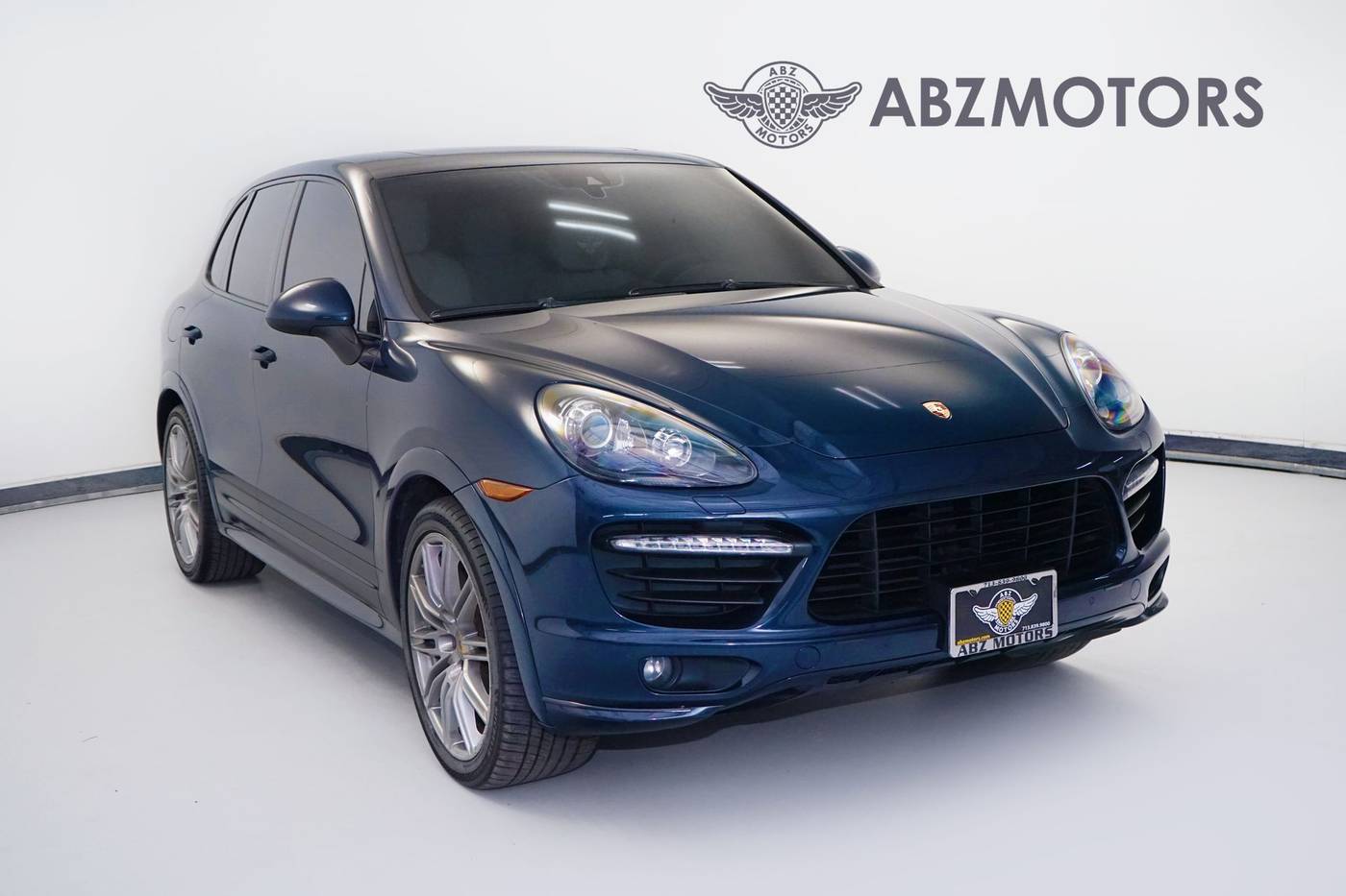 2014 Porsche Cayenne GTS