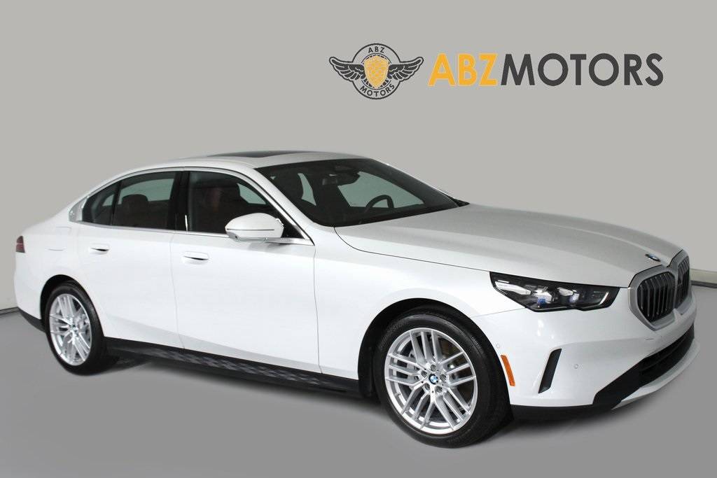 2024 BMW 5 Series 530i — Sedan — 25,391 mi — Houston, TX