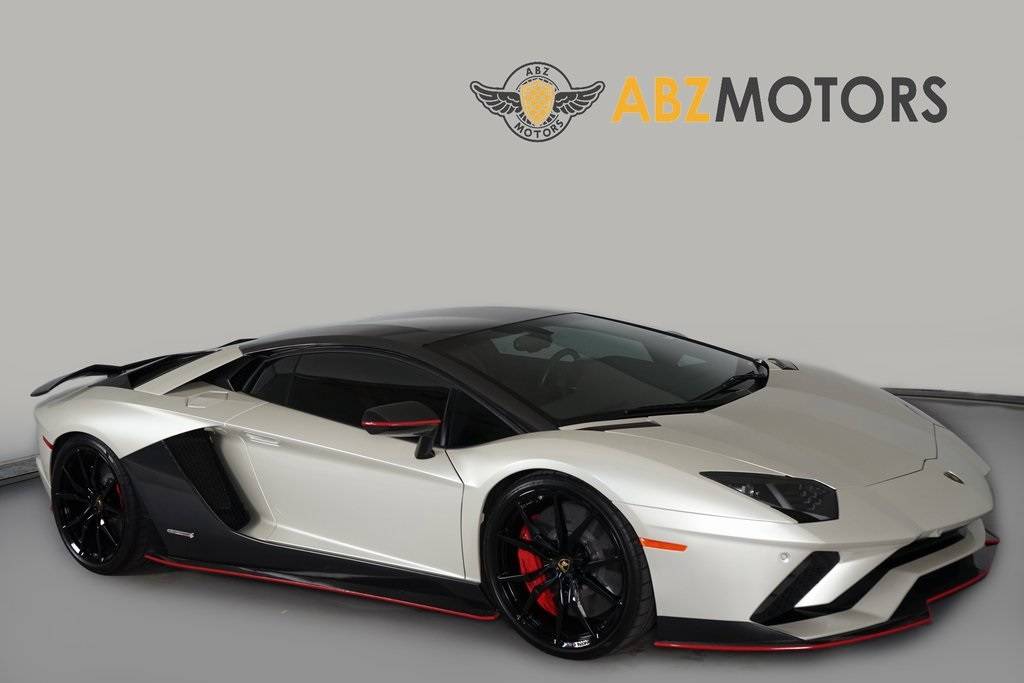 2017 Lamborghini Aventador