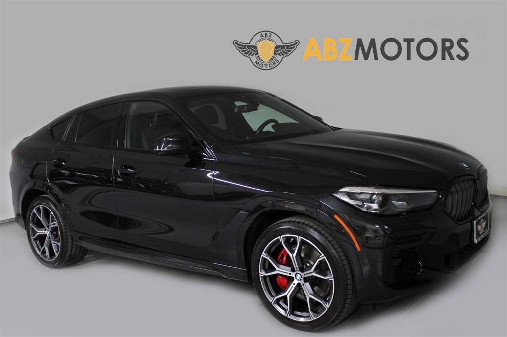 2022 BMW X6 M50i — SUV — 46,570 mi — Houston, TX