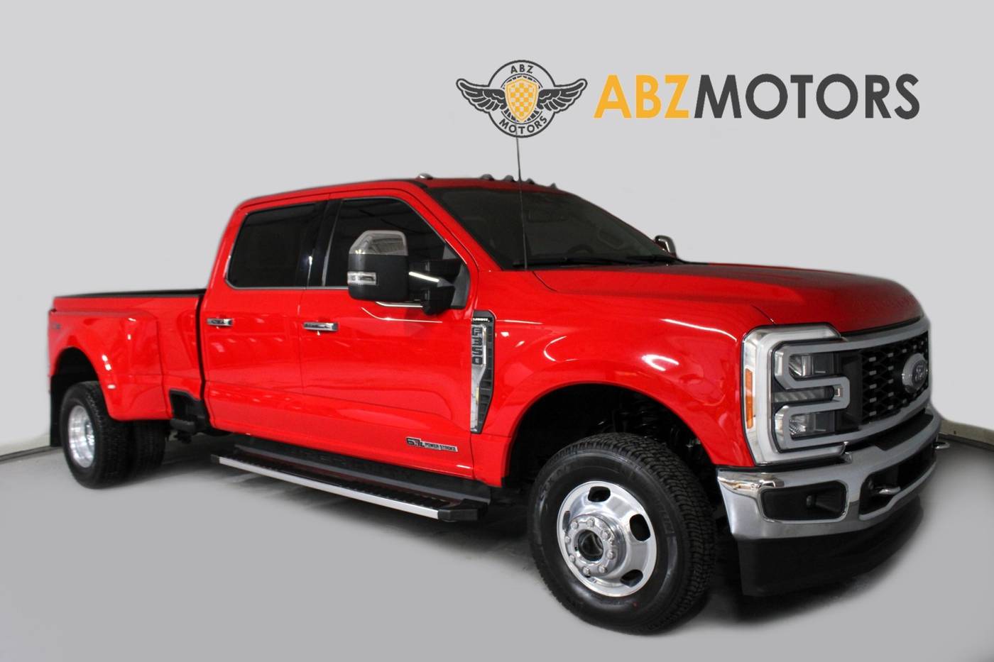 2023 Ford Super Duty F-350 LARIAT — Pickup Truck — 21,471 mi — Houston, TX