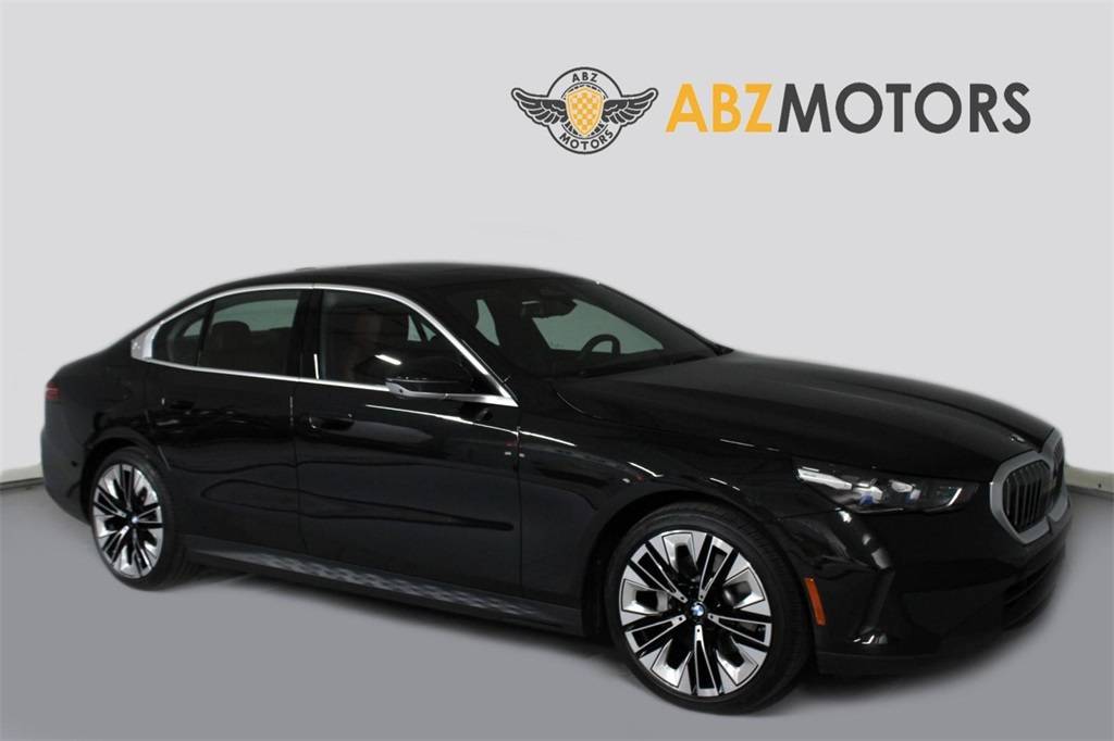 2024 BMW 5 Series 530i — Sedan — 22,540 mi — Houston, TX