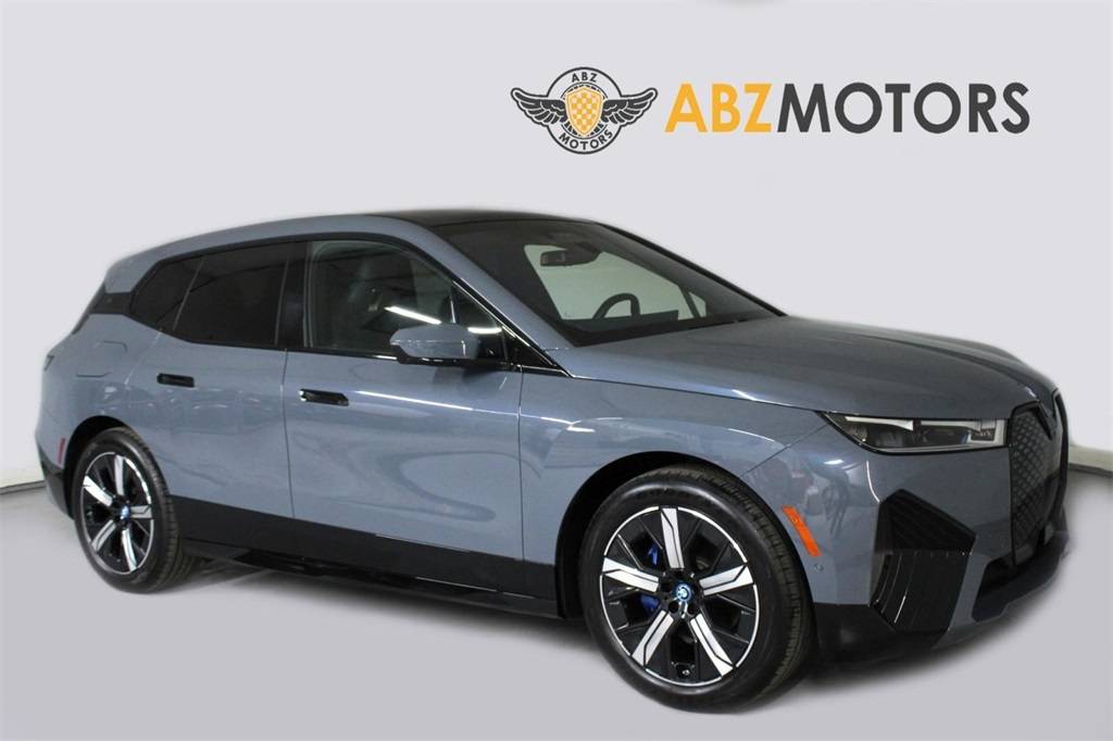 2023 BMW iX M60 — SUV — 3,339 mi — Houston, TX
