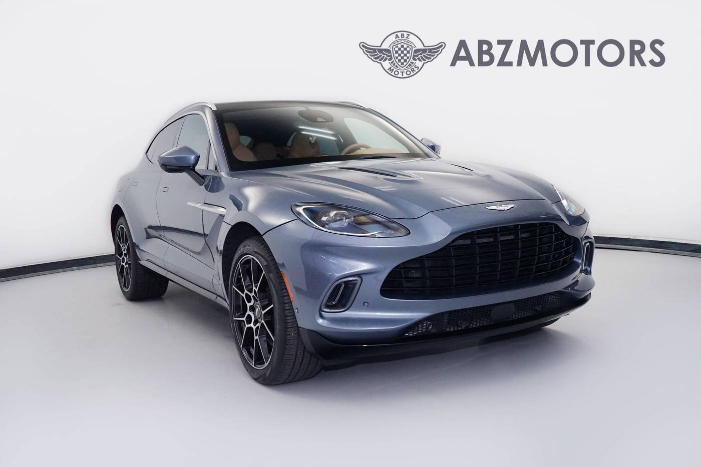 2021 Aston Martin DBX Standard