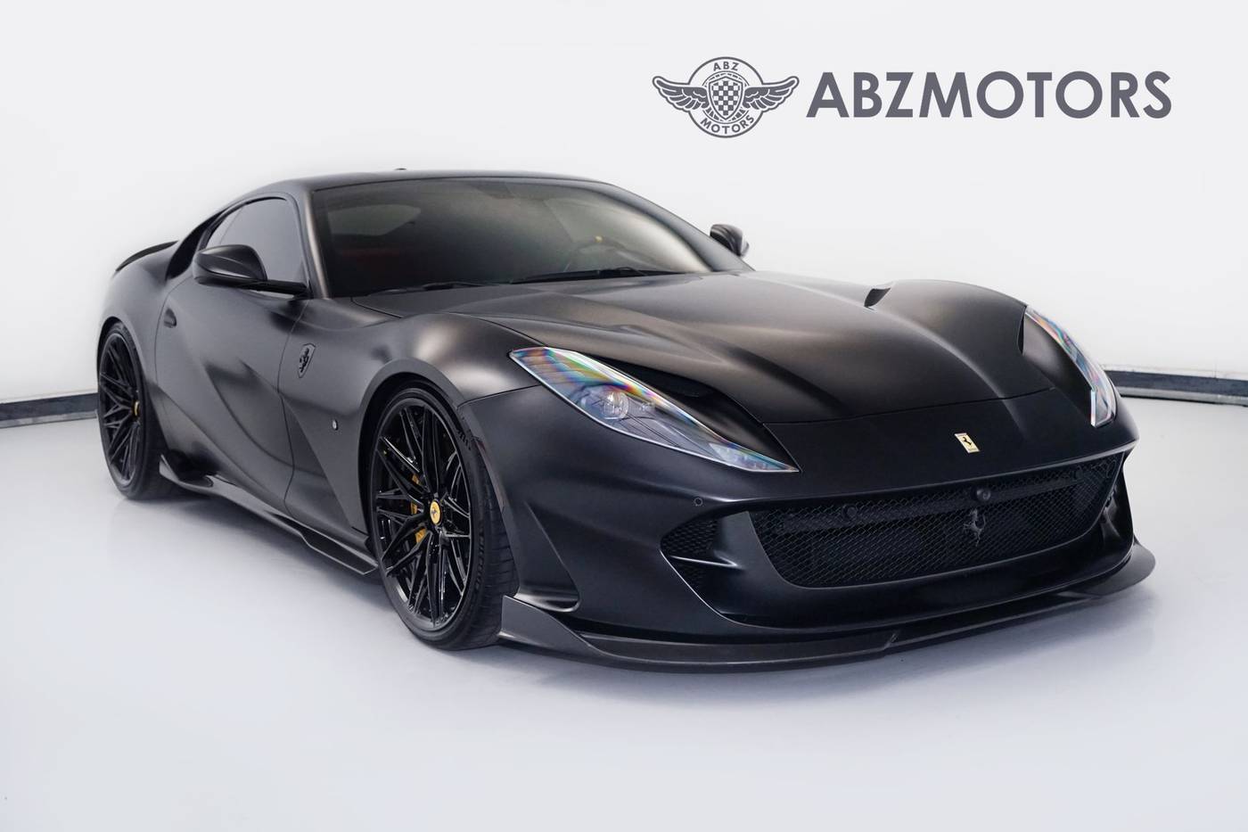 2019 Ferrari 812 Superfast Base