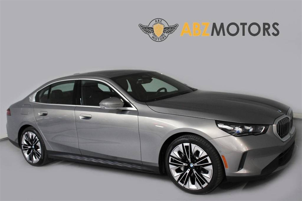 2024 BMW 5 Series 530i — Sedan — 20,664 mi — Houston, TX