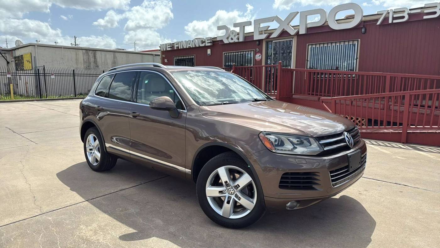 2013 Volkswagen Touareg VR6 Sport — SUV — 96,489 mi — Houston, TX