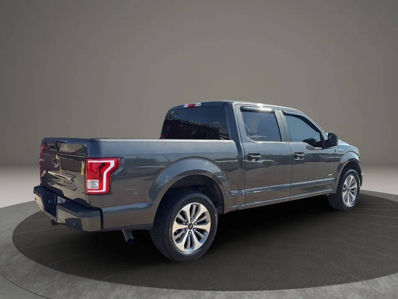 2017 Ford F-150 XL — Pickup Truck — 91,896 mi — Houston, TX