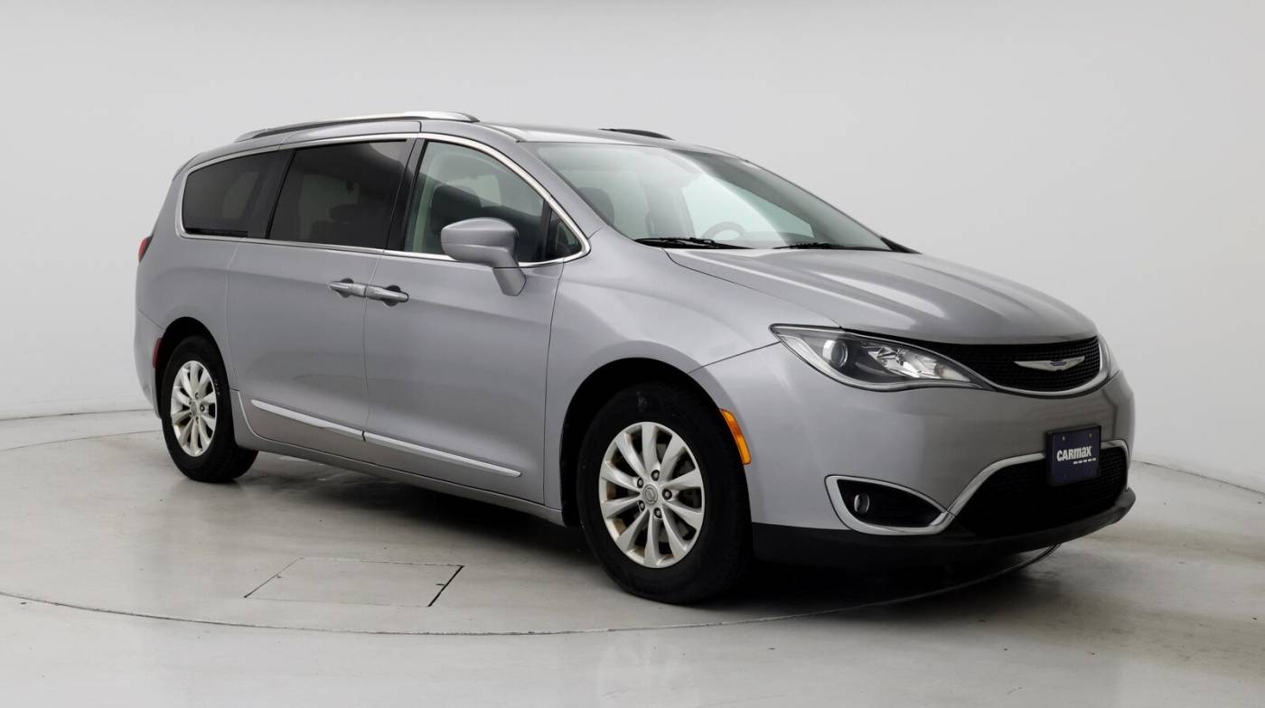 2020 Chrysler Pacifica Touring L — Minivan — 53,150 mi — Albuquerque, NM