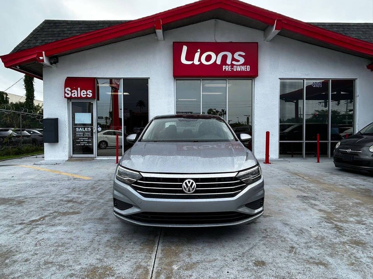 2019 Volkswagen Jetta SE — Sedan — 71,345 mi — Orlando, FL