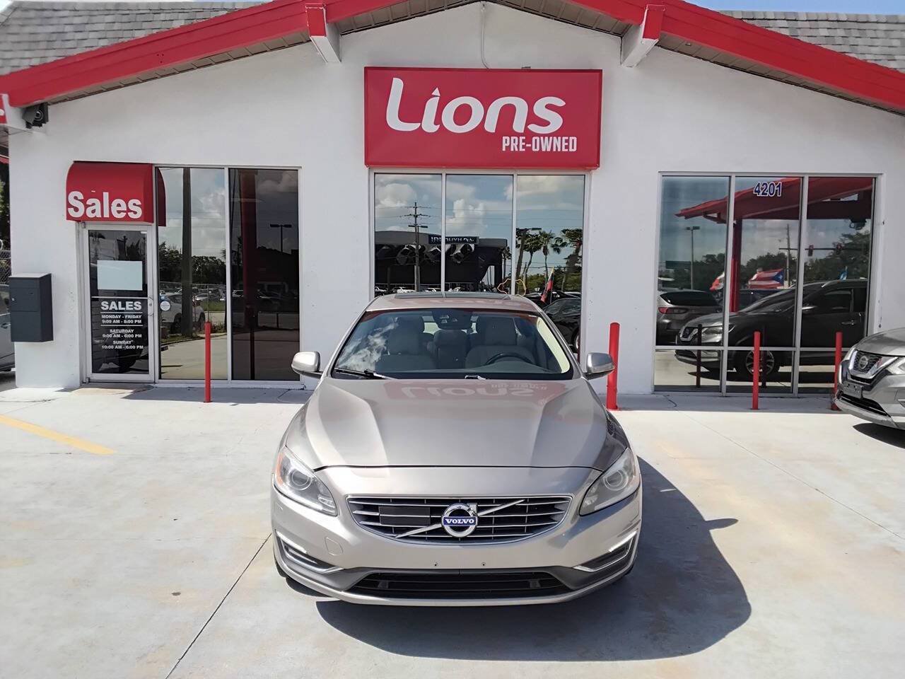 2016 Volvo S60 Platinum — Sedan — 146,245 mi — Orlando, FL