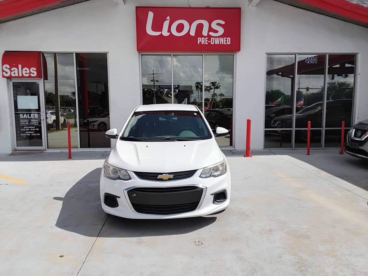 2017 Chevrolet Sonic LT — Sedan — 111,299 mi — Orlando, FL