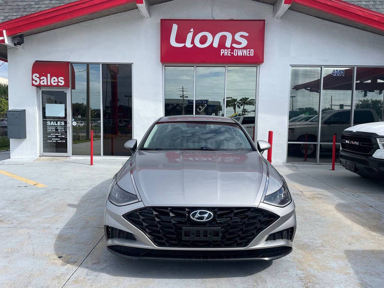 2021 Hyundai Sonata SEL — Sedan — 122,166 mi — Orlando, FL