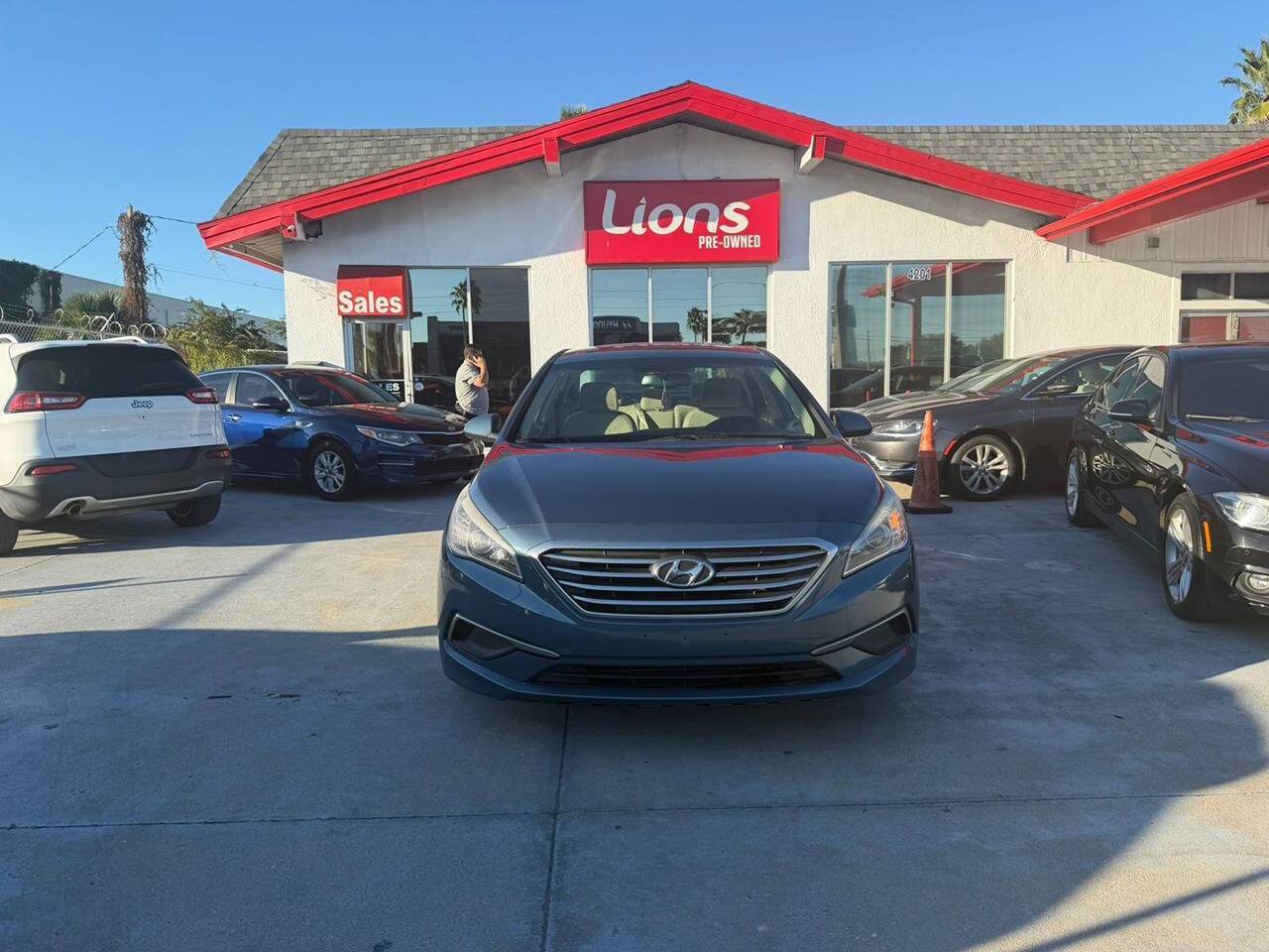 2016 Hyundai Sonata SE — Sedan — 176,776 mi — Orlando, FL