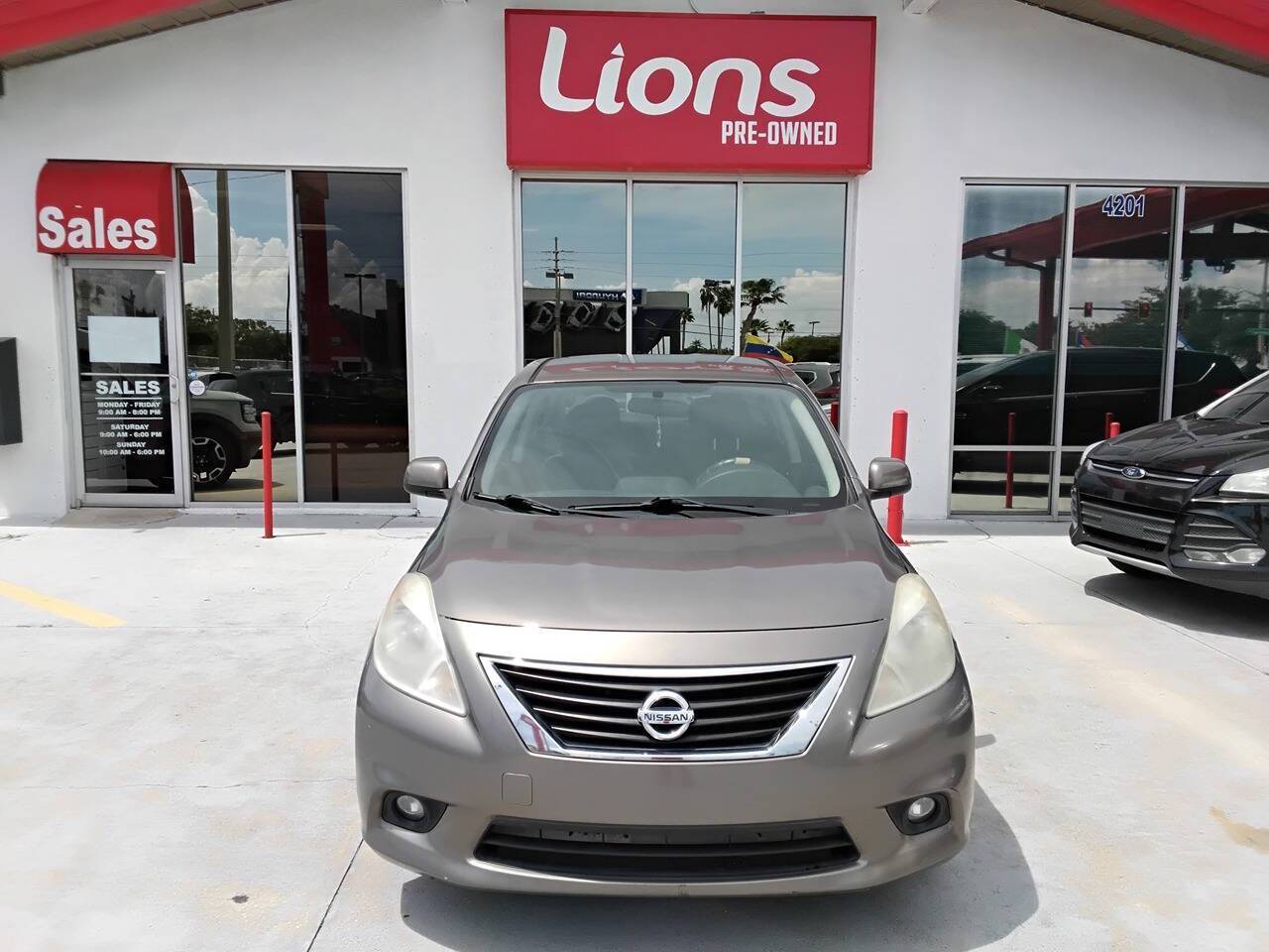 2012 Nissan Versa 1.6 SL — Sedan — 151,043 mi — Orlando, FL