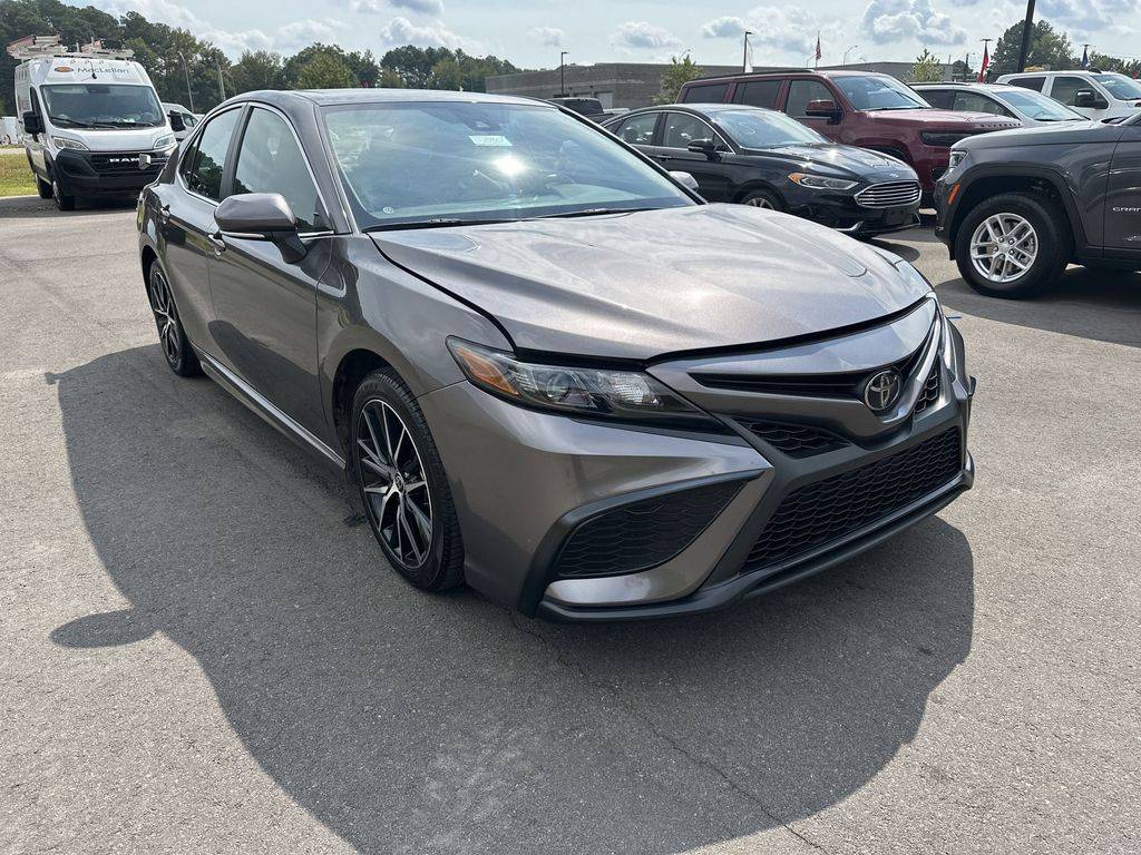 2024 Toyota Camry SE — Sedan — 37,250 mi — Cullman, AL