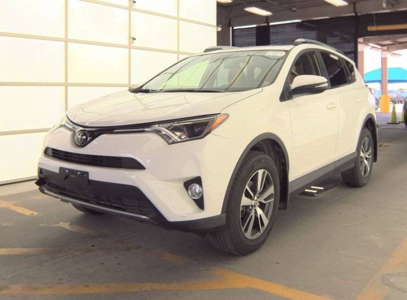 2018 Toyota RAV4 XLE — SUV — 36,396 mi — Burleson, TX