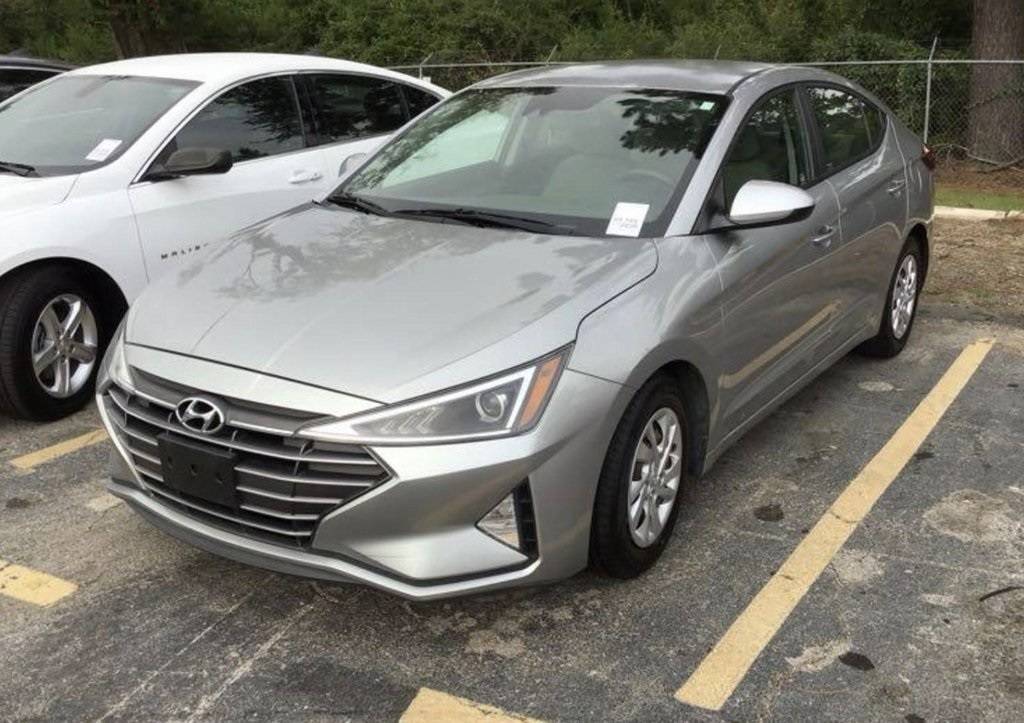 2020 Hyundai Elantra SE — Sedan — 99,105 mi — Burleson, TX