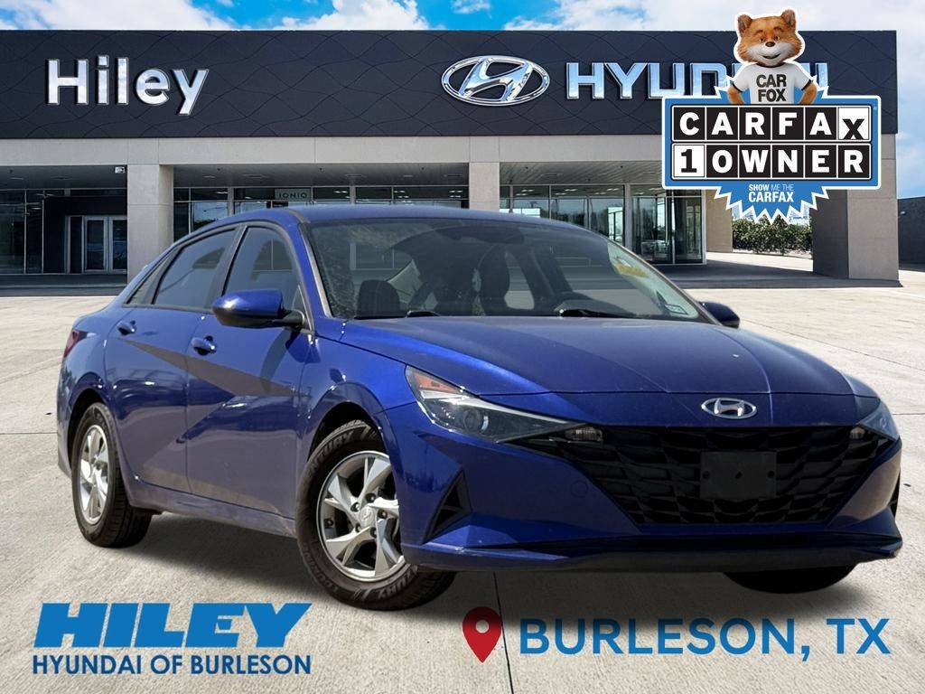 2022 Hyundai Elantra SE