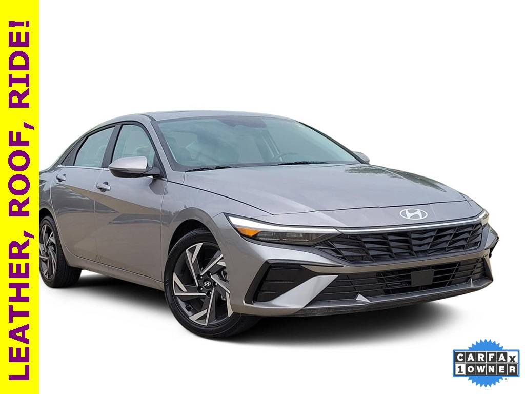 2025 Hyundai Elantra Limited — Sedan — 7,662 mi — Burleson, TX