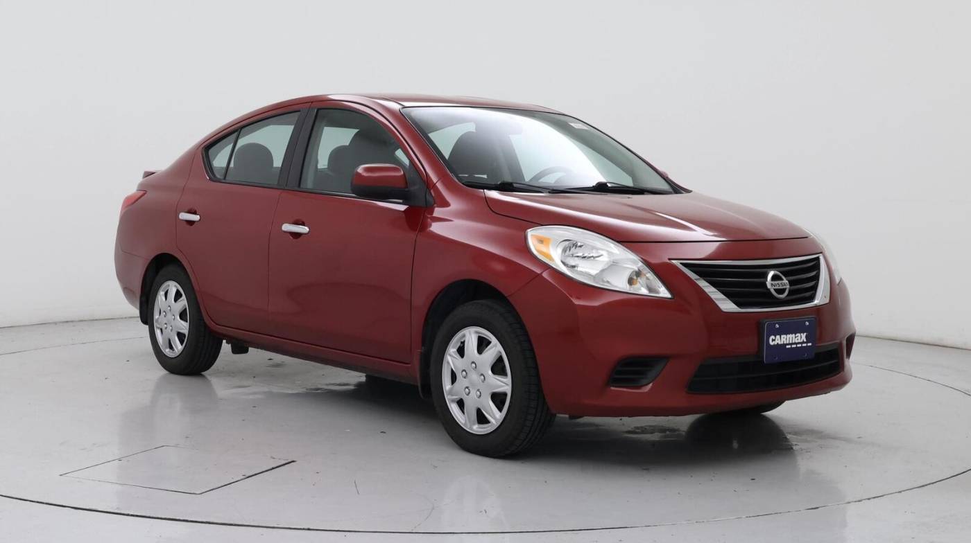 2013 Nissan Versa SV — Sedan — 101,083 mi — Austin, TX