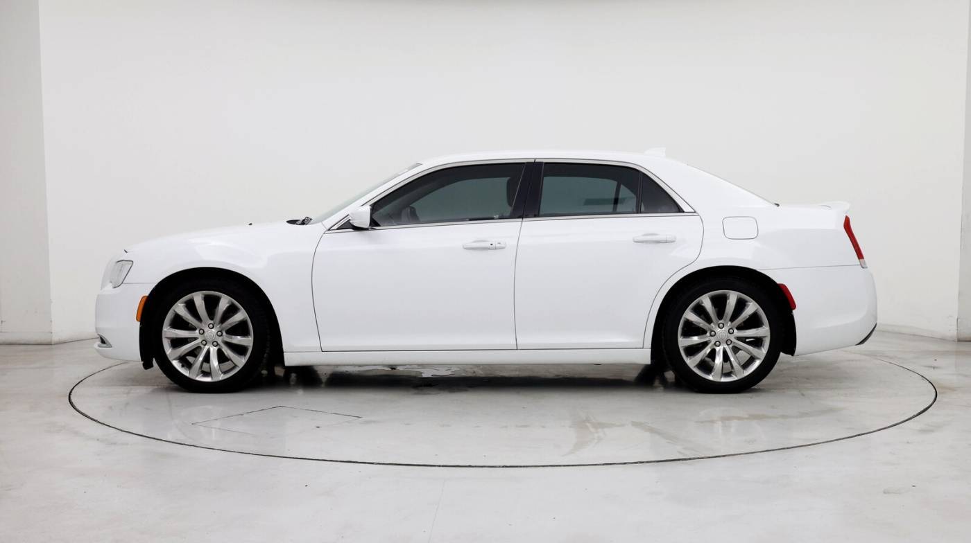 2018 Chrysler 300 Touring L — Sedan — 72,078 mi — Austin, TX