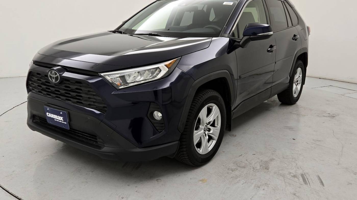 2020 Toyota RAV4 XLE — SUV — 69,198 mi — Austin, TX