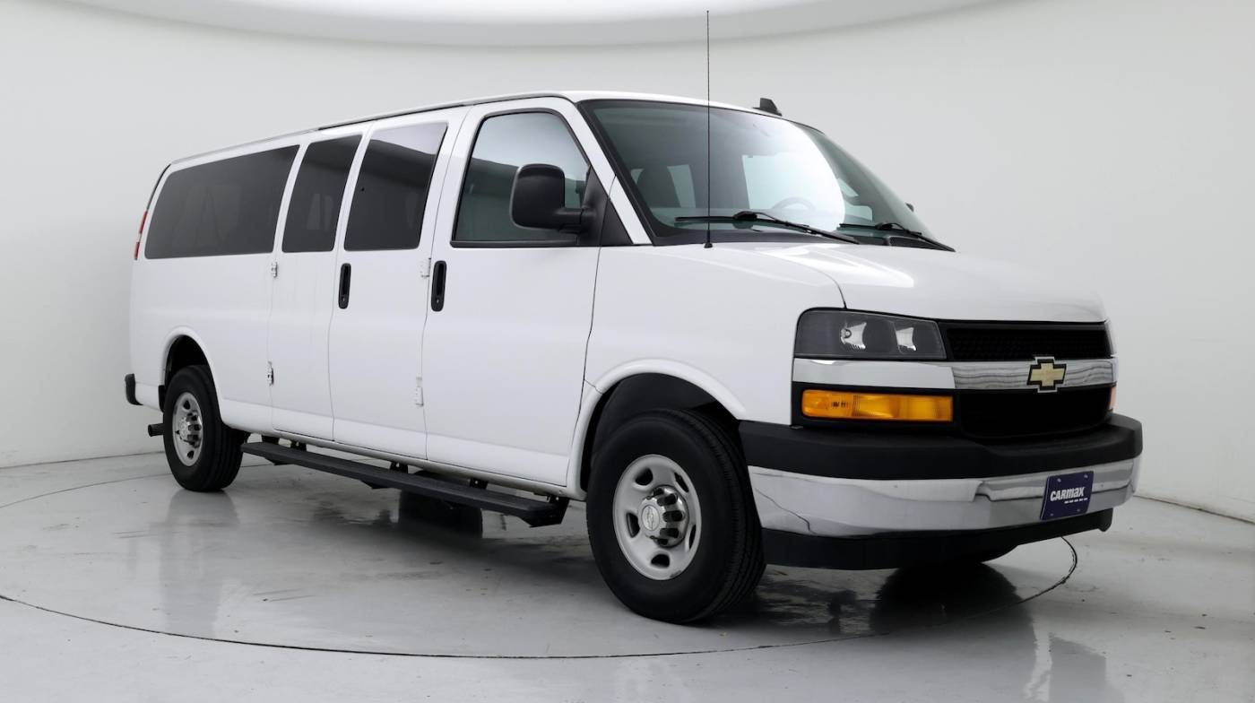 2017 Chevrolet Express Passenger LT — Passenger Van — 84,202 mi — Austin, TX