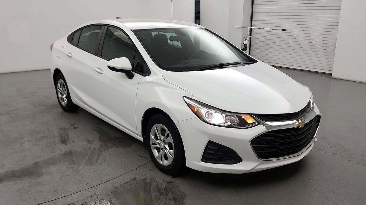 2019 Chevrolet Cruze LS — Sedan — 17,242 mi — Austin, TX