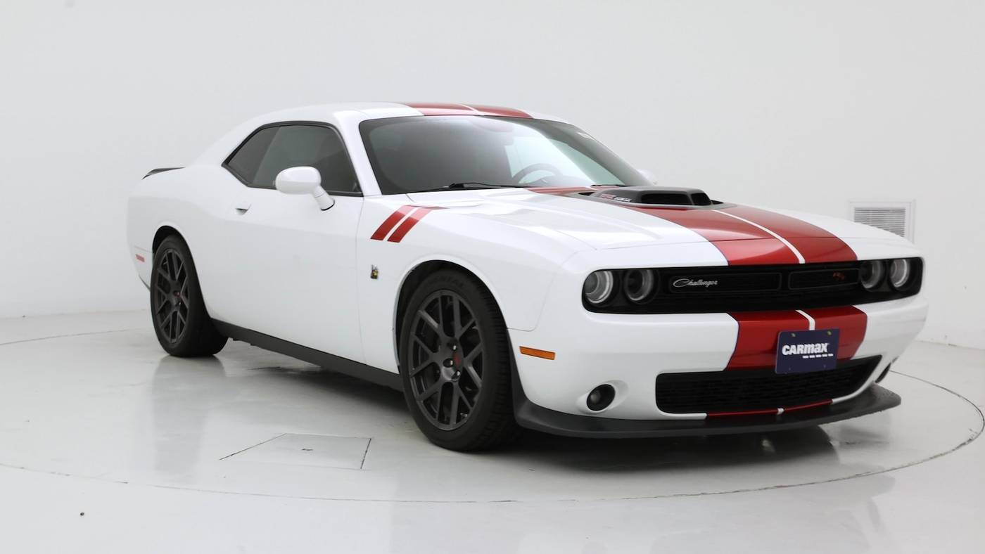 2017 Dodge Challenger 392 Hemi Scat Pack Shaker