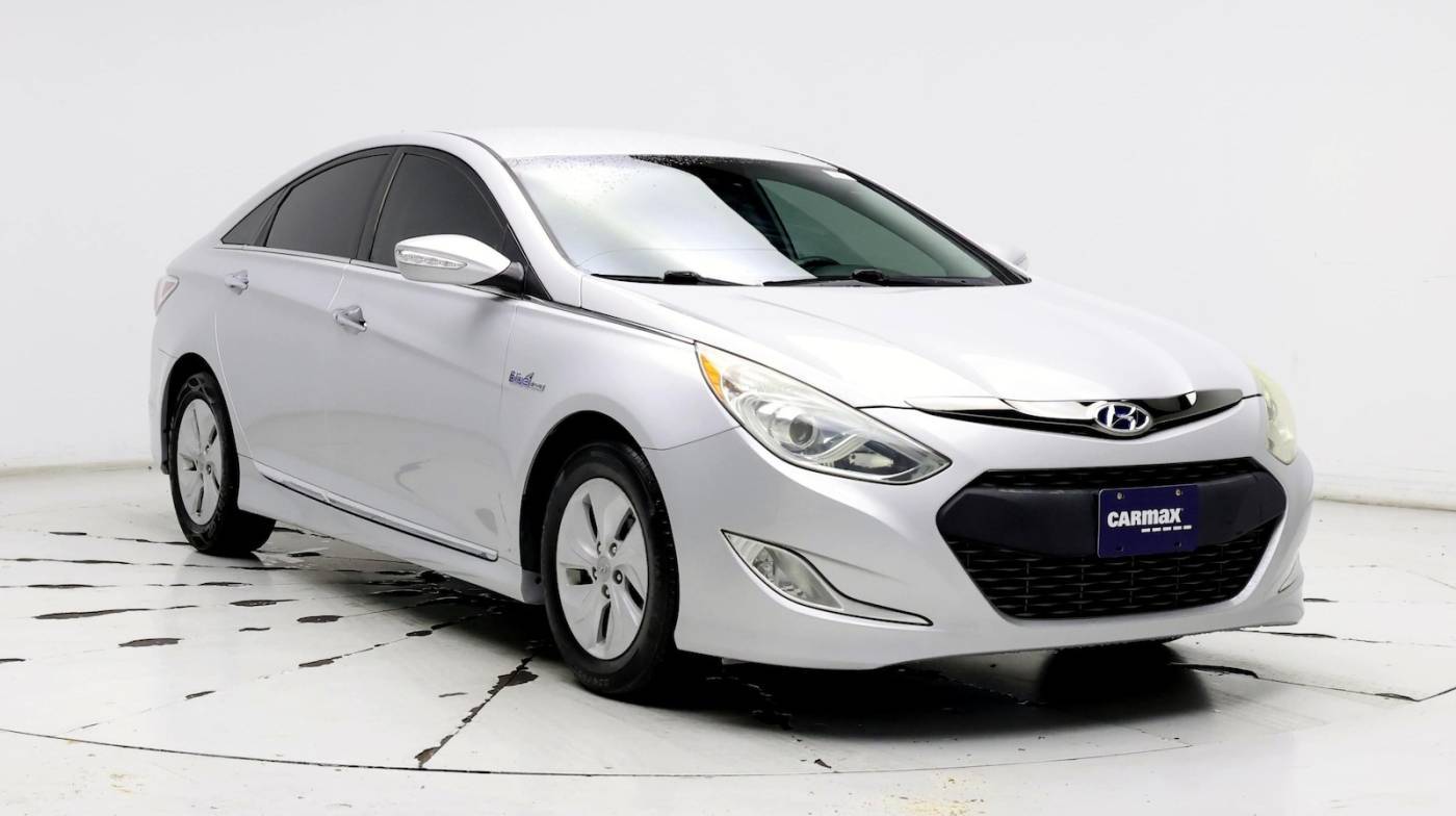 2015 Hyundai Sonata Hybrid Base — Sedan — 42,821 mi — Austin, TX