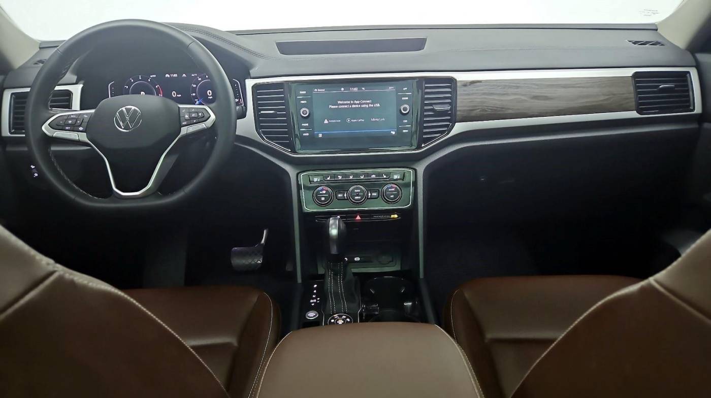 2022 Volkswagen Atlas SE with Technology — SUV — 33,161 mi — Austin, TX