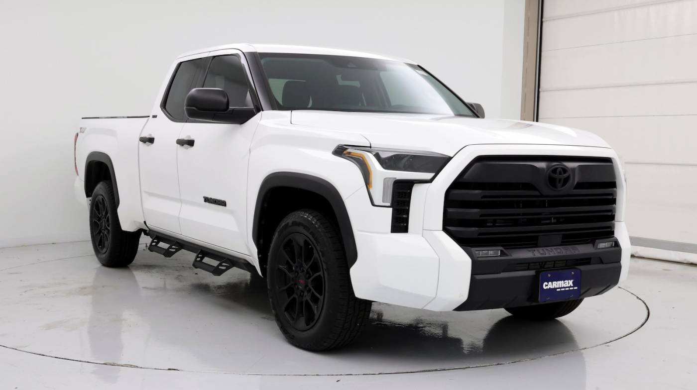 2022 Toyota Tundra SR5 — Pickup Truck — 15,601 mi — Austin, TX
