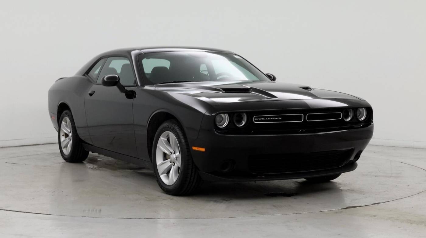 2023 Dodge Challenger SXT — Coupe — 25,382 mi — Hoover, AL