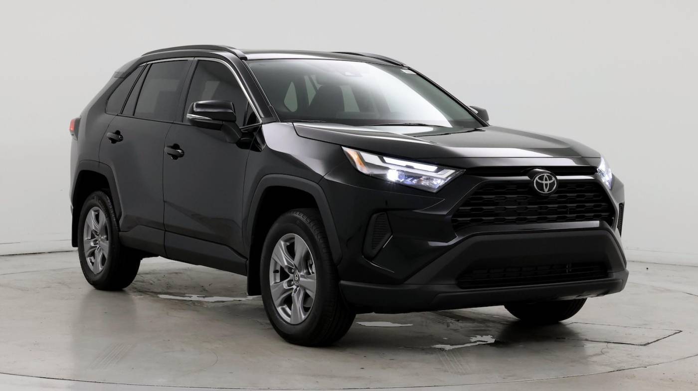 2024 Toyota RAV4 XLE — SUV — 3,213 mi — Hoover, AL