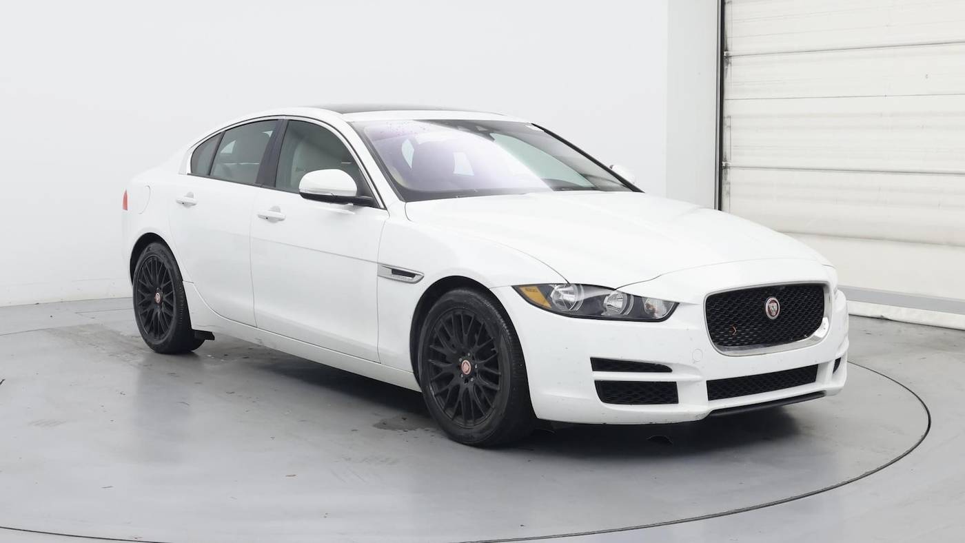 2018 Jaguar XE