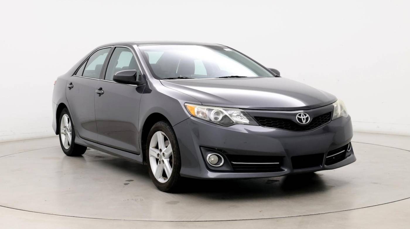2014 Toyota Camry SE — Sedan — 105,901 mi — Hoover, AL