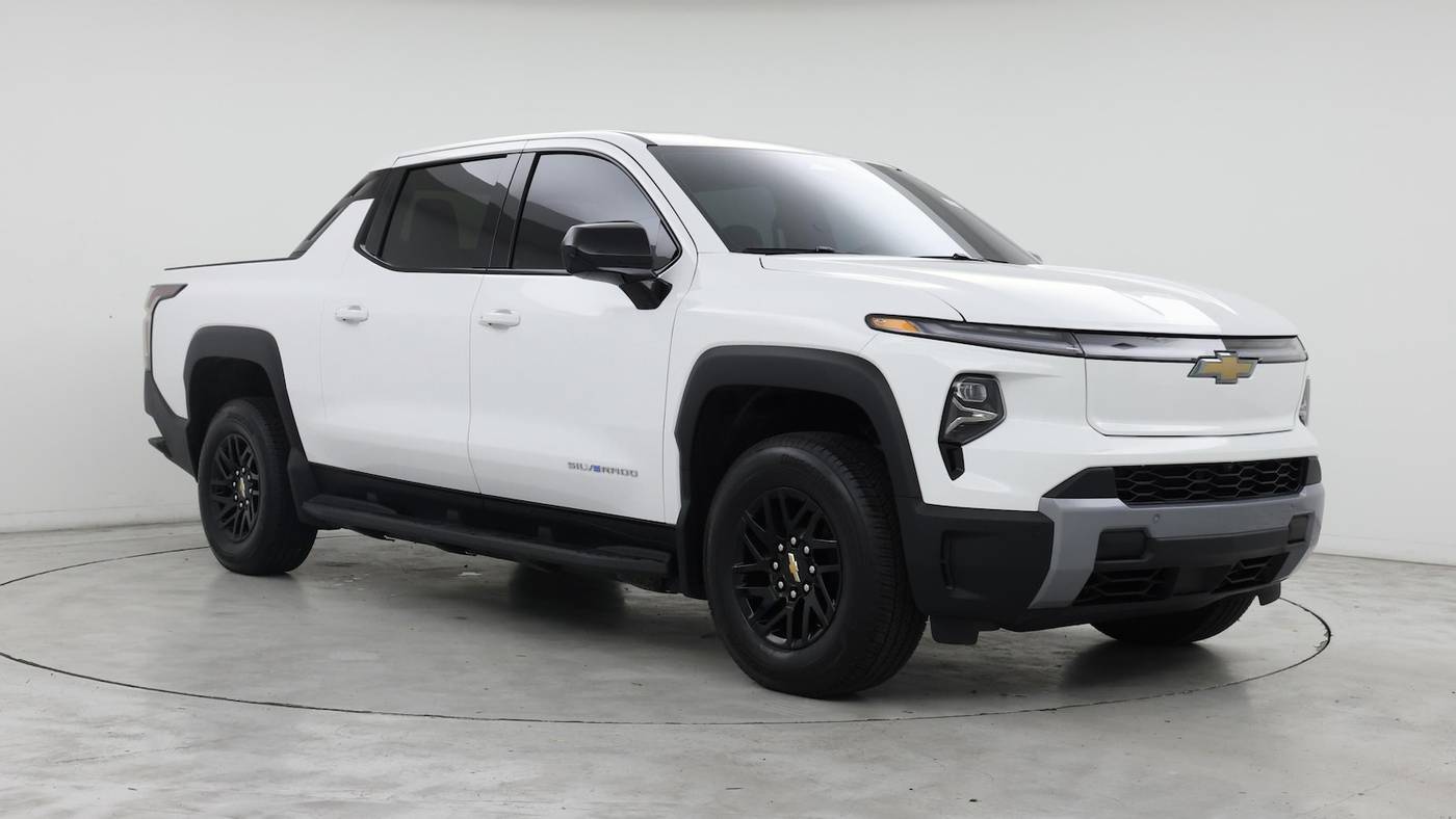2026 Chevrolet Silverado EV Extended Range LT — Pickup Truck — 1,348 mi — Inglewood, CA